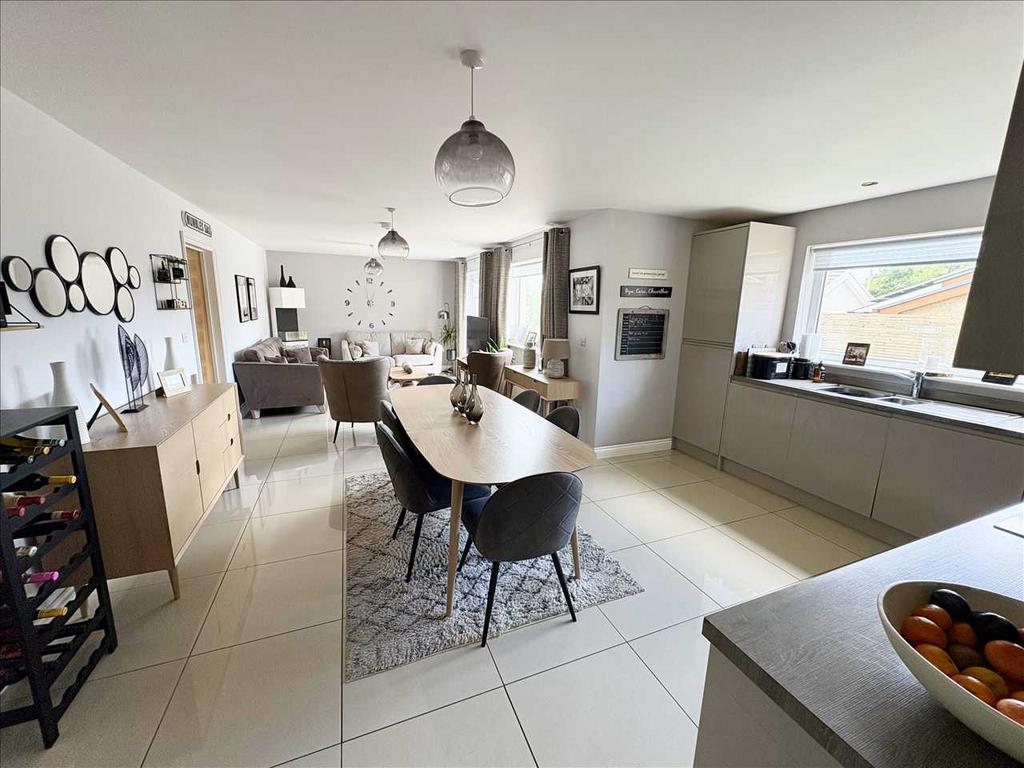 Open plan kitchen,