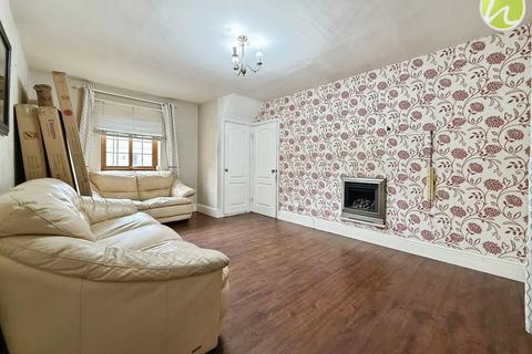 17 Clarence Road, Corringham, Stanford-le-hope, SS17 9BL