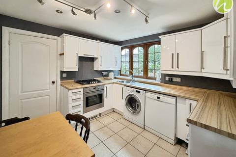 17 Clarence Road, Corringham, Stanford-le-hope, SS17 9BL