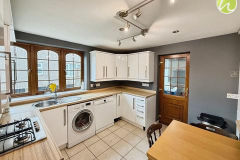 17 Clarence Road, Corringham, Stanford-le-hope, SS17 9BL