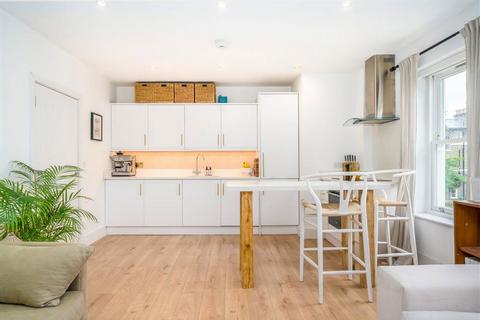 1 bedroom flat for sale, Brandram Road, London SE13