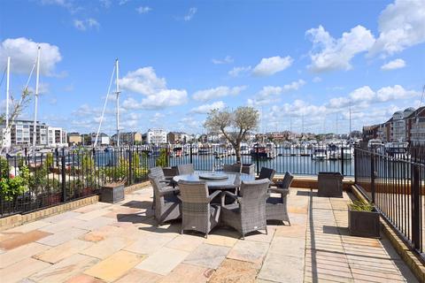 undefined, Hamilton Quay, Sovereign Harbour, Eastbourne
