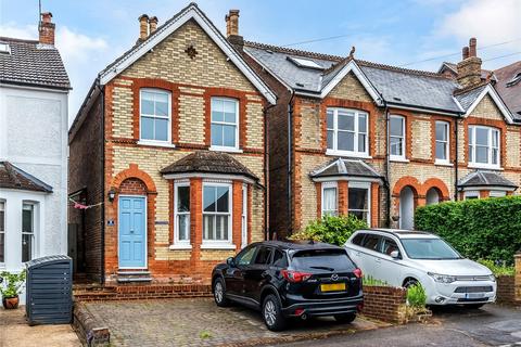 2 bedroom detached house for sale, Cockshot Road, Reigate, Surrey, RH2