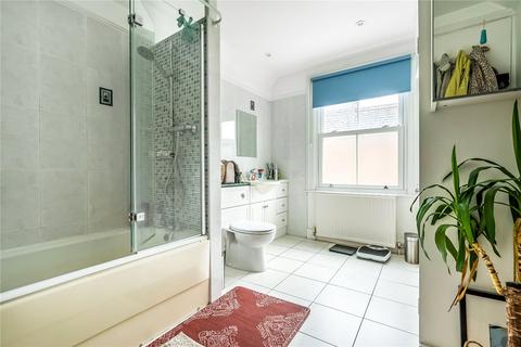 16 Cockshot Road, Reigate, RH2 7HD