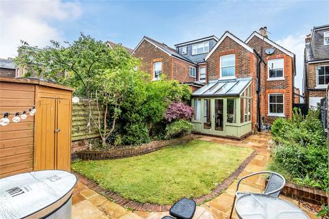 16 Cockshot Road, Reigate, RH2 7HD