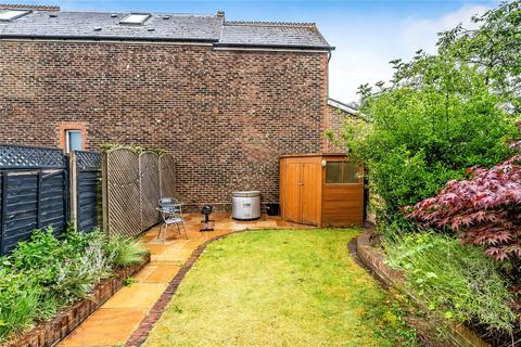 16 Cockshot Road, Reigate, RH2 7HD