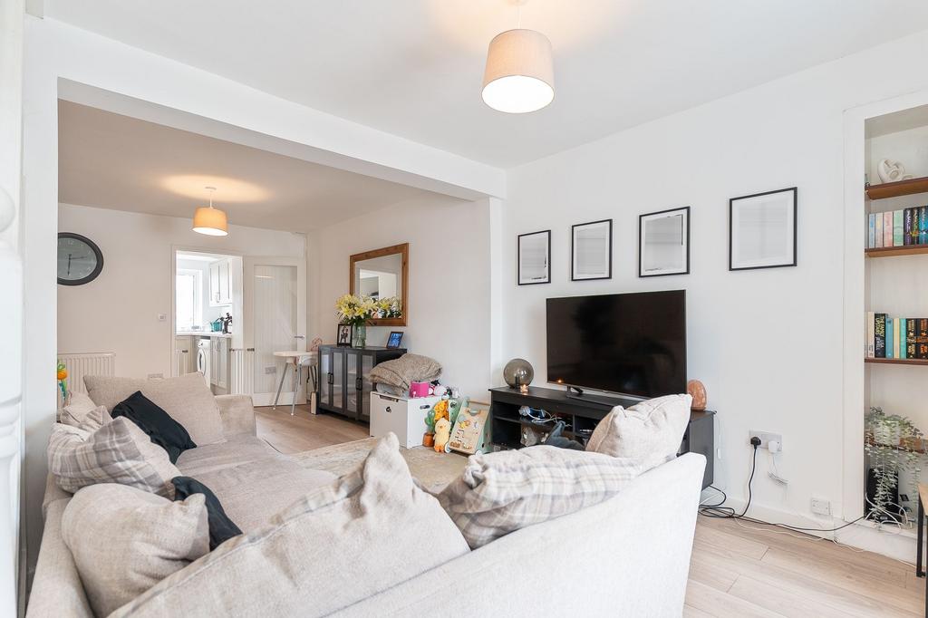 Living/dining room