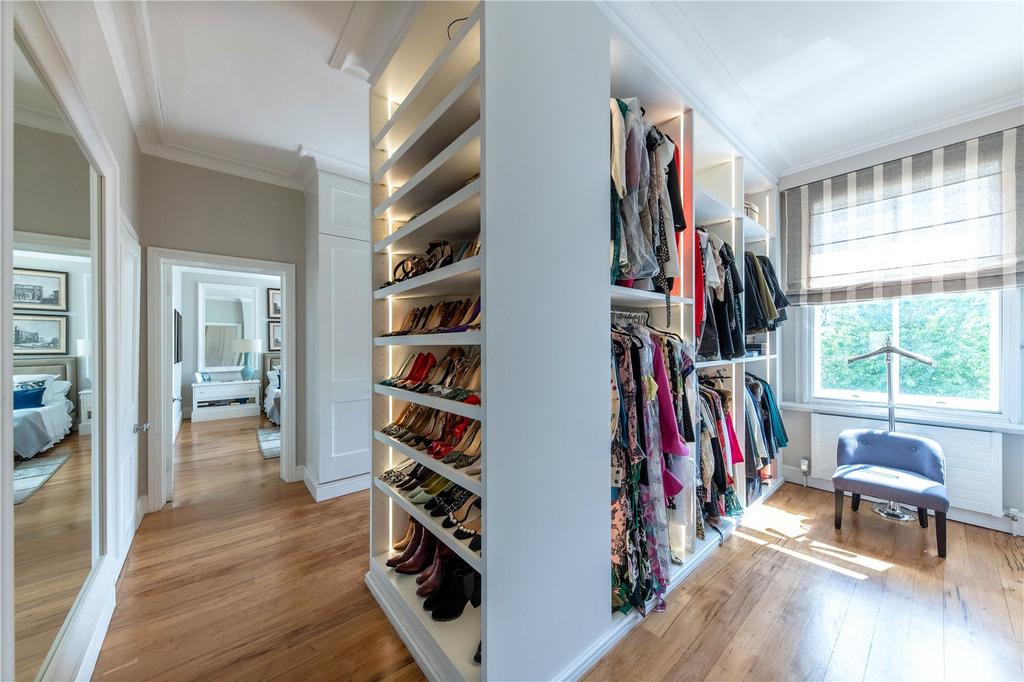Dressing Room