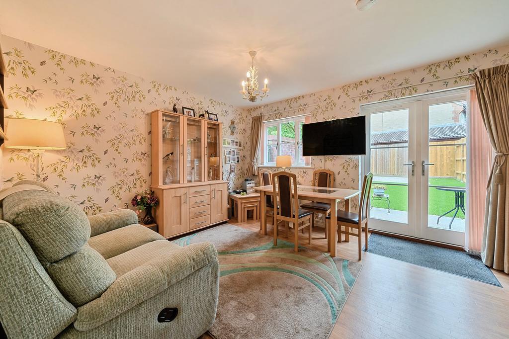 Living Room / Dining Room