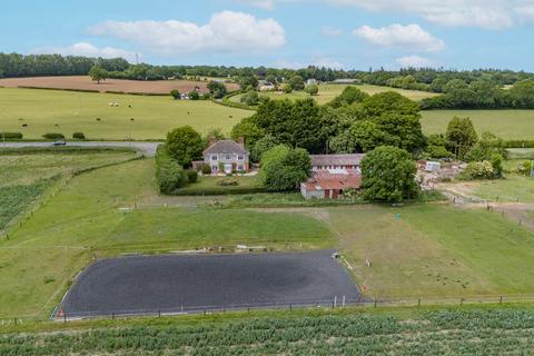 4 bedroom property with land for sale, Sutton Mandeville SP3