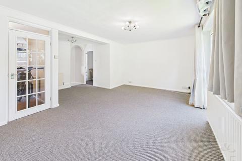 undefined, Chiddingly Close, Crawley RH10