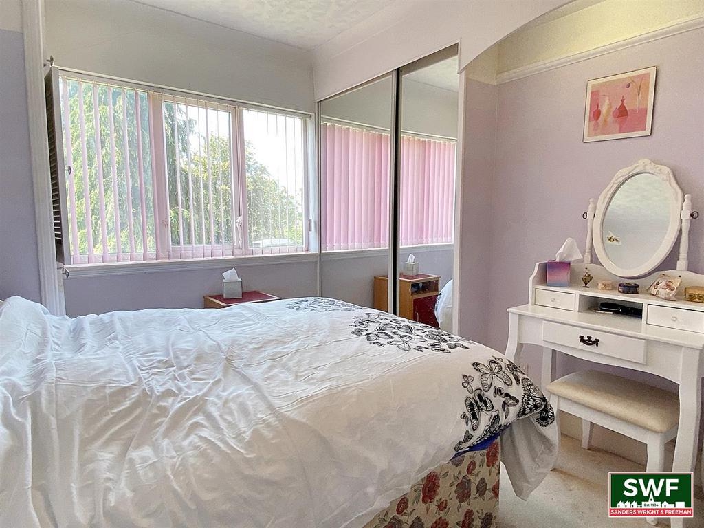 Bedroom2.1.jpg
