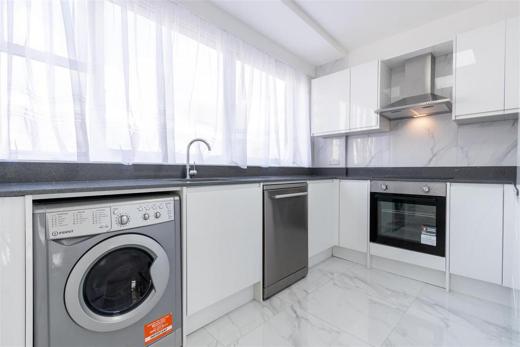 Kitchen (1 of 1).jpg