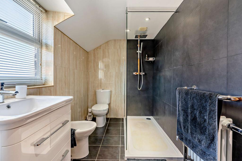 Ensuite