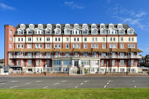 2 bedroom flat for sale, De La Warr Parade, Bexhill-On-Sea