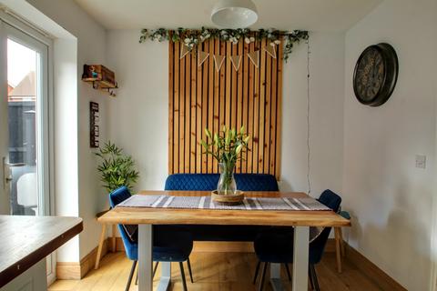 3 bedroom end of terrace house for sale, Carlton Colville NR33