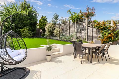 undefined, Alexandra Road, Kings Langley, WD4