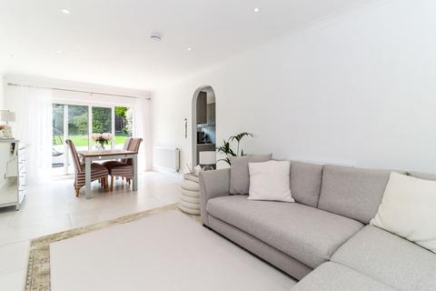undefined, Alexandra Road, Kings Langley, WD4