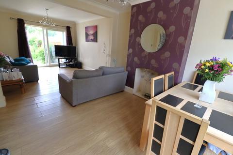 3 bedroom semi-detached house for sale, Stile Lane, Rayleigh, SS6