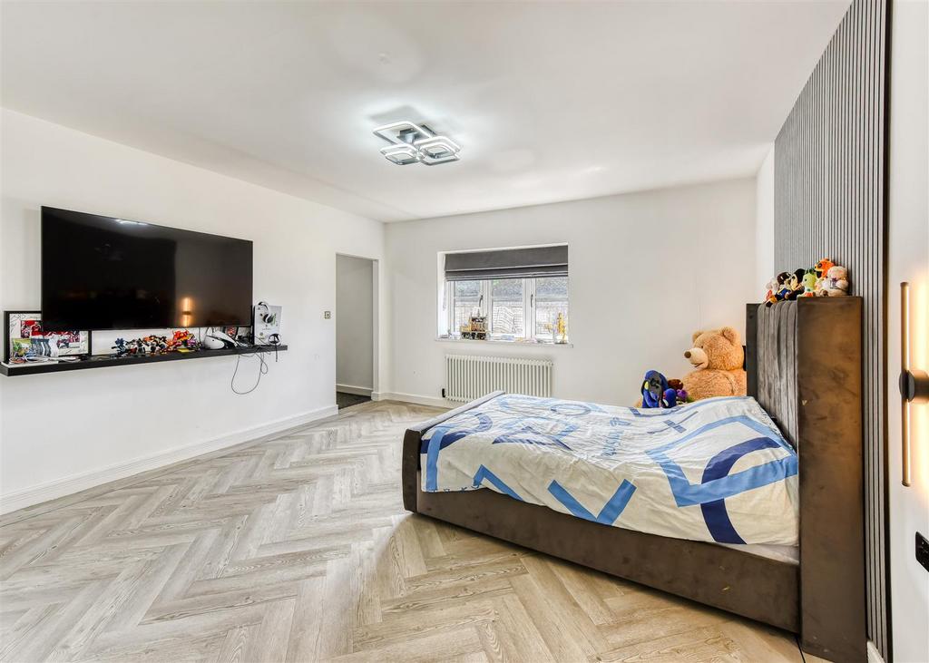 Meadow View-bed5.jpg