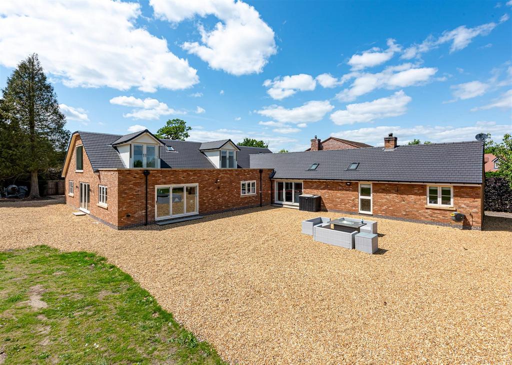 Meadow View-external2.jpg
