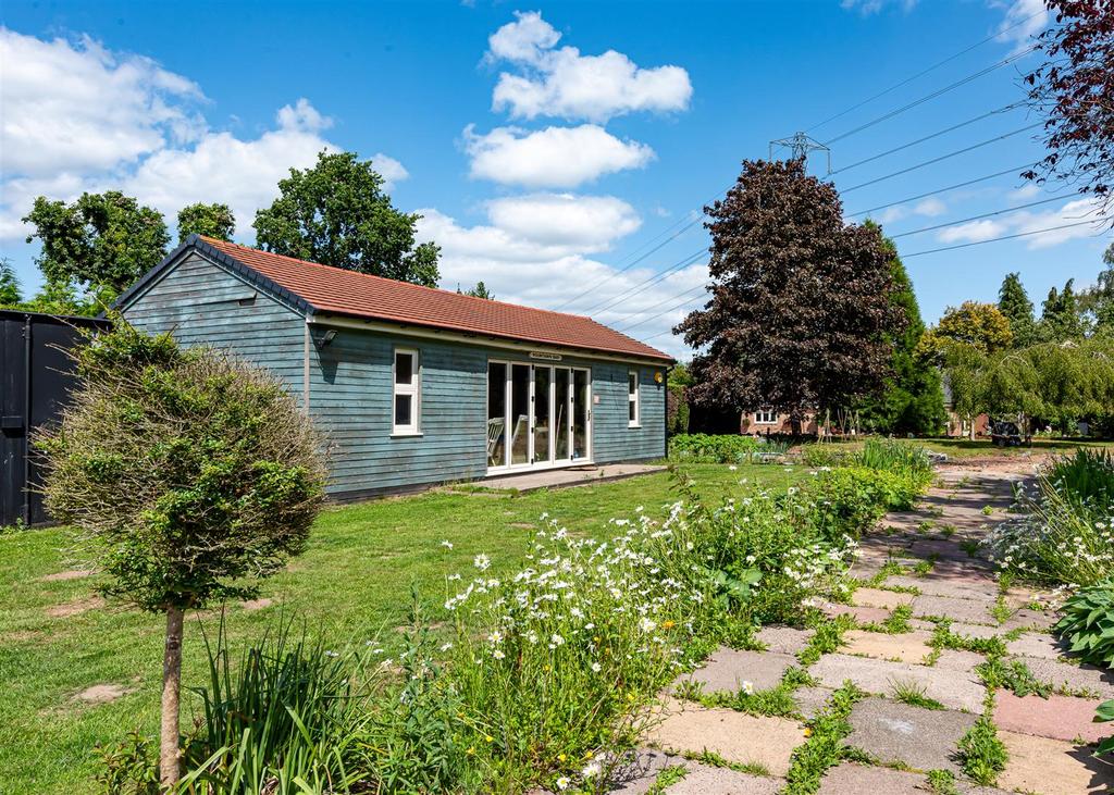 Meadow View-external8.jpg