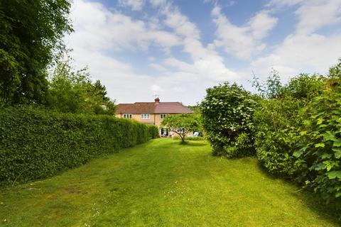 undefined, Roughdown Avenue, Boxmoor, HP3