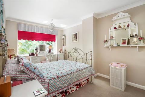 5 Eling Close, Winchester, SO22 6NG