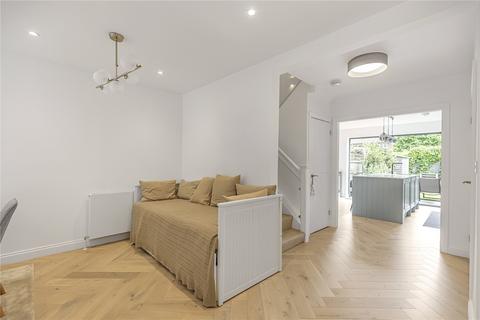 3 bedroom terraced house for sale, Topiary Square, Richmond, TW9