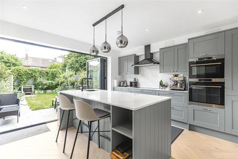 3 bedroom terraced house for sale, Topiary Square, Richmond, TW9