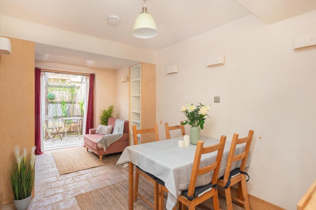 1 L5 R1 BR - Sitting Dining Room C.jpg