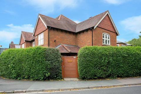 Watford Heath, Bushey, Watford, WD19