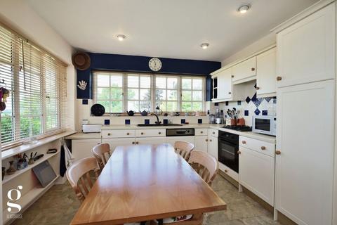 2 bedroom detached house for sale, Upperfields, Ledbury, Herefordshire, HR8