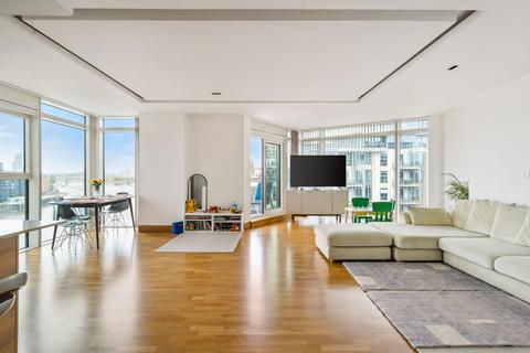 3 bedroom flat for sale, Ascensis Tower, London, SW18