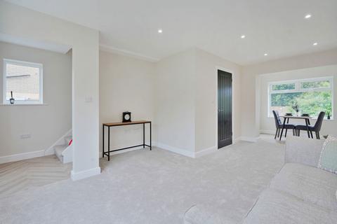 97 Broad Inge Crescent, Chapeltown, Sheffield, S35 1RT