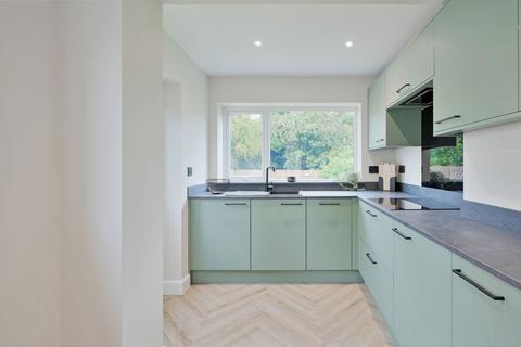 97 Broad Inge Crescent, Chapeltown, Sheffield, S35 1RT