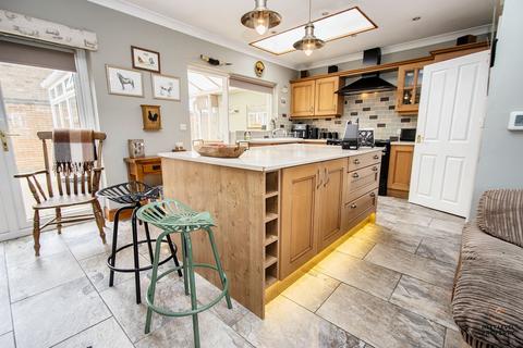 3 bedroom detached bungalow for sale, Doddington Road, Wimblington, PE15