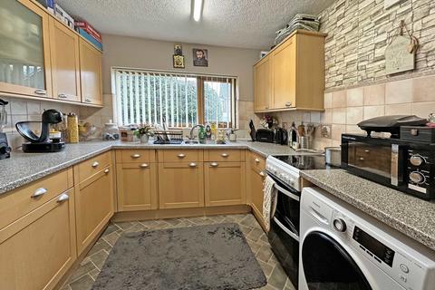 undefined, Sunnymoor Close, Pinhoe