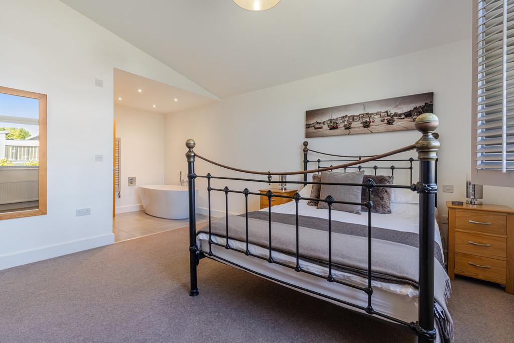 A30 - Holland Park, Exeter - 250522