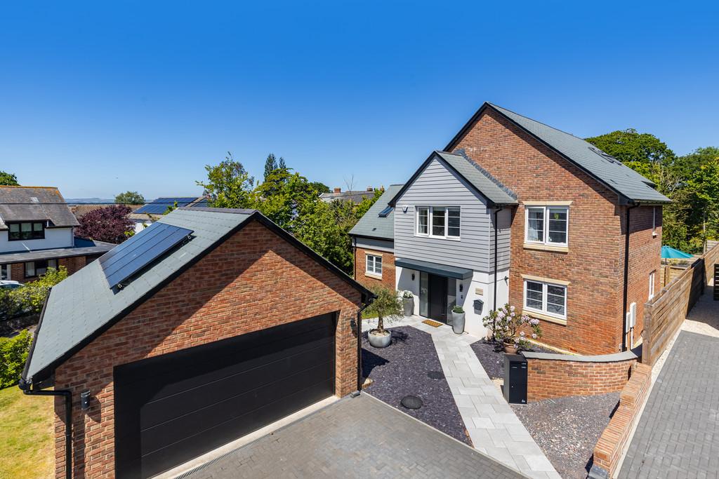 A03 - 1 Horndon Field, Woodbury - 250522