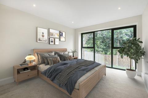 16 Croham Mount, South Croydon, CR2 0BR
