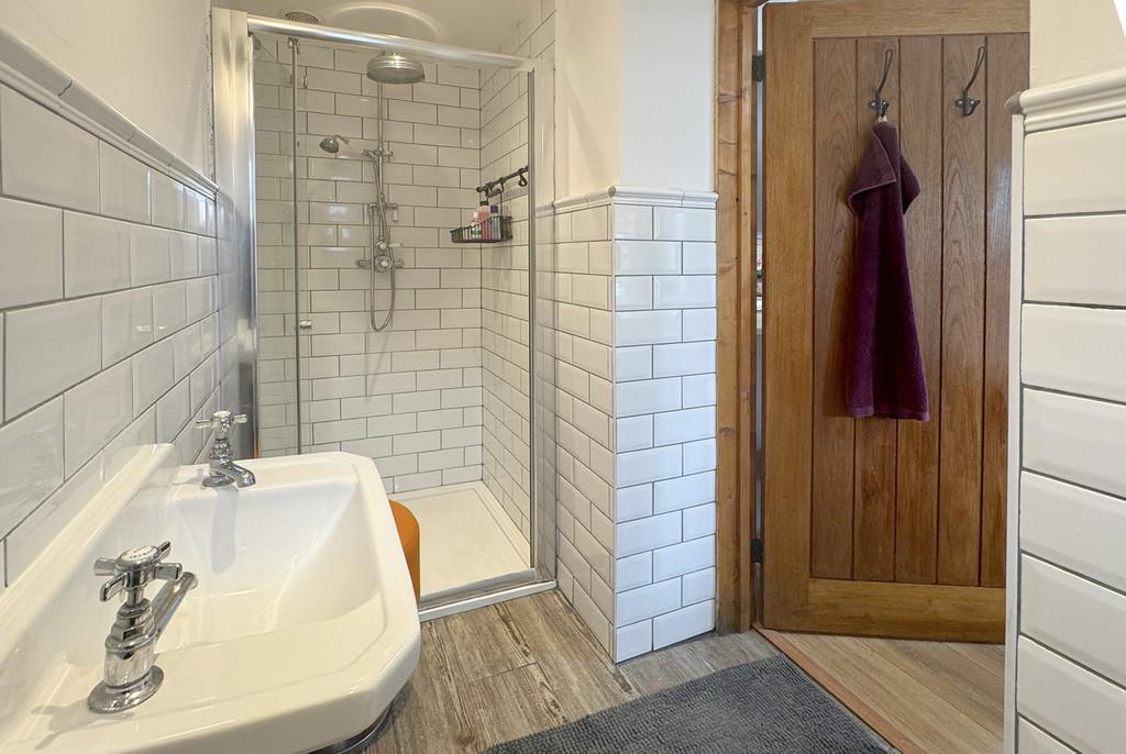 Meadowside Annexe Shower Room
