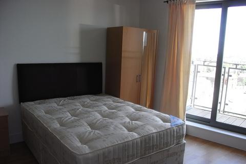 Studio to rent, Echo Central Two, Cross Green Lane