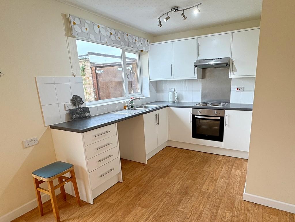 Kitchen (2)