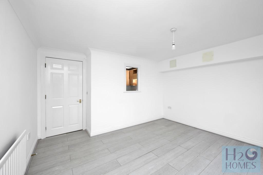 The Strand, Copenhagen court, Flat 15-019