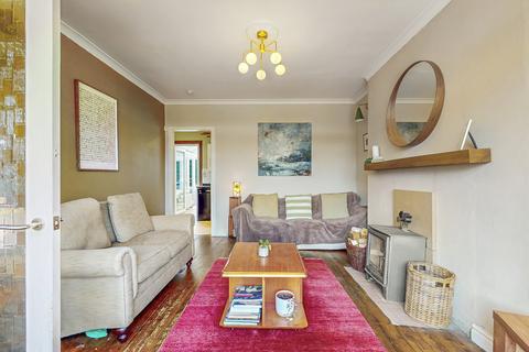 2 bedroom semi-detached house for sale, Golf Drive, Glasgow G15