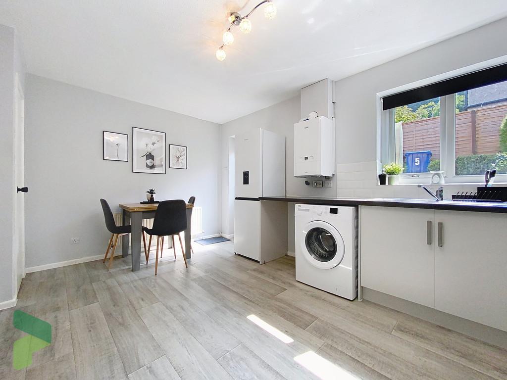 Fitted Kitchen