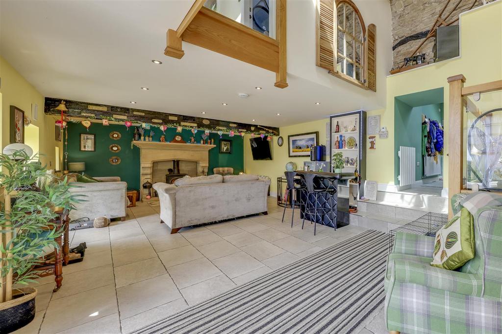 Open Plan Alt