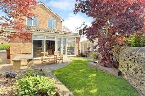 3 bedroom detached house for sale, Ambleside Gardens, Pudsey