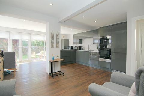 3 bedroom detached house for sale, Ambleside Gardens, Pudsey